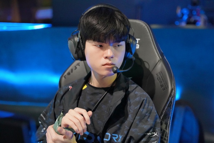 认为他有能 认为他有能