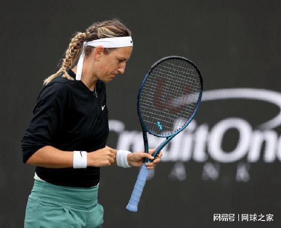 展现出无比 展现出无比