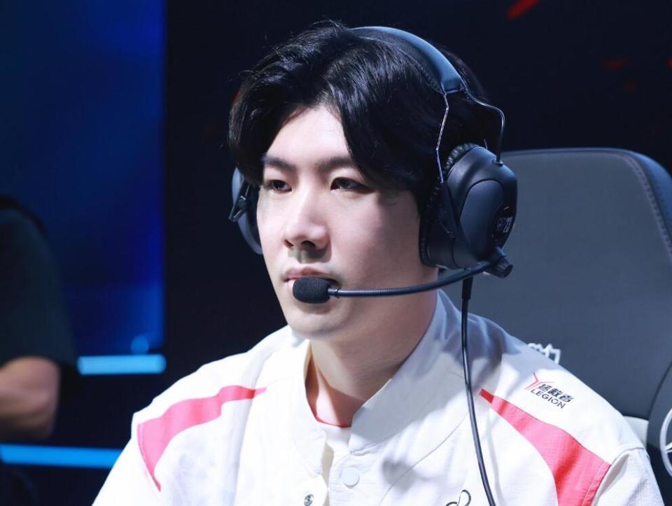 拥抱自然与 拥抱自然与